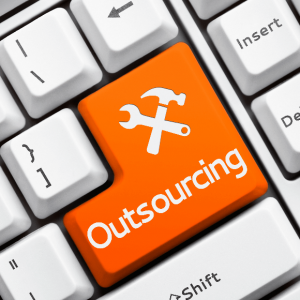 Sela BHP - outsourcing - a co to właściwie jest outsourcing?
